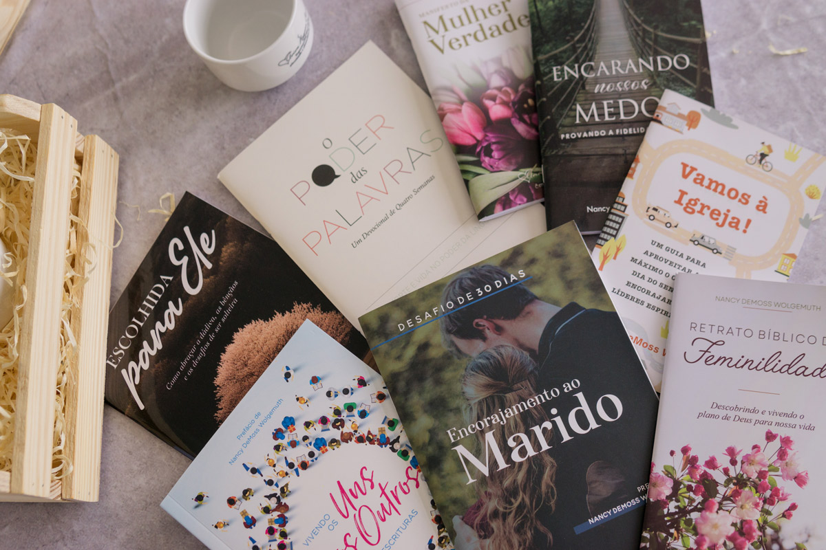 Sorteio de livretos da Aviva Nossos Corações